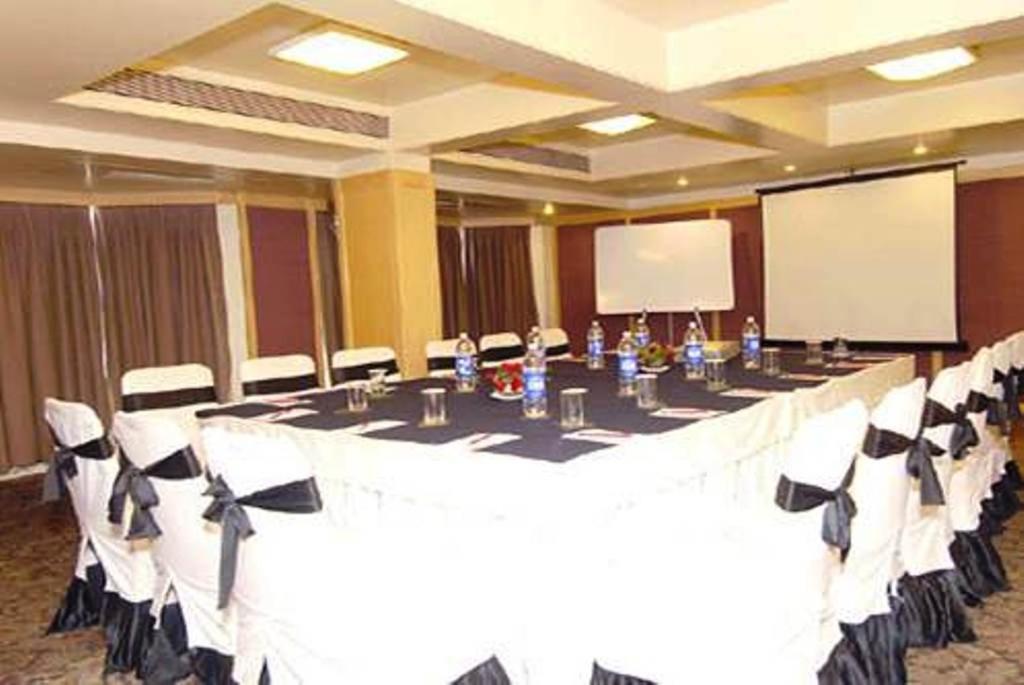 Coronet The Boutique Hotel Pune Exterior photo